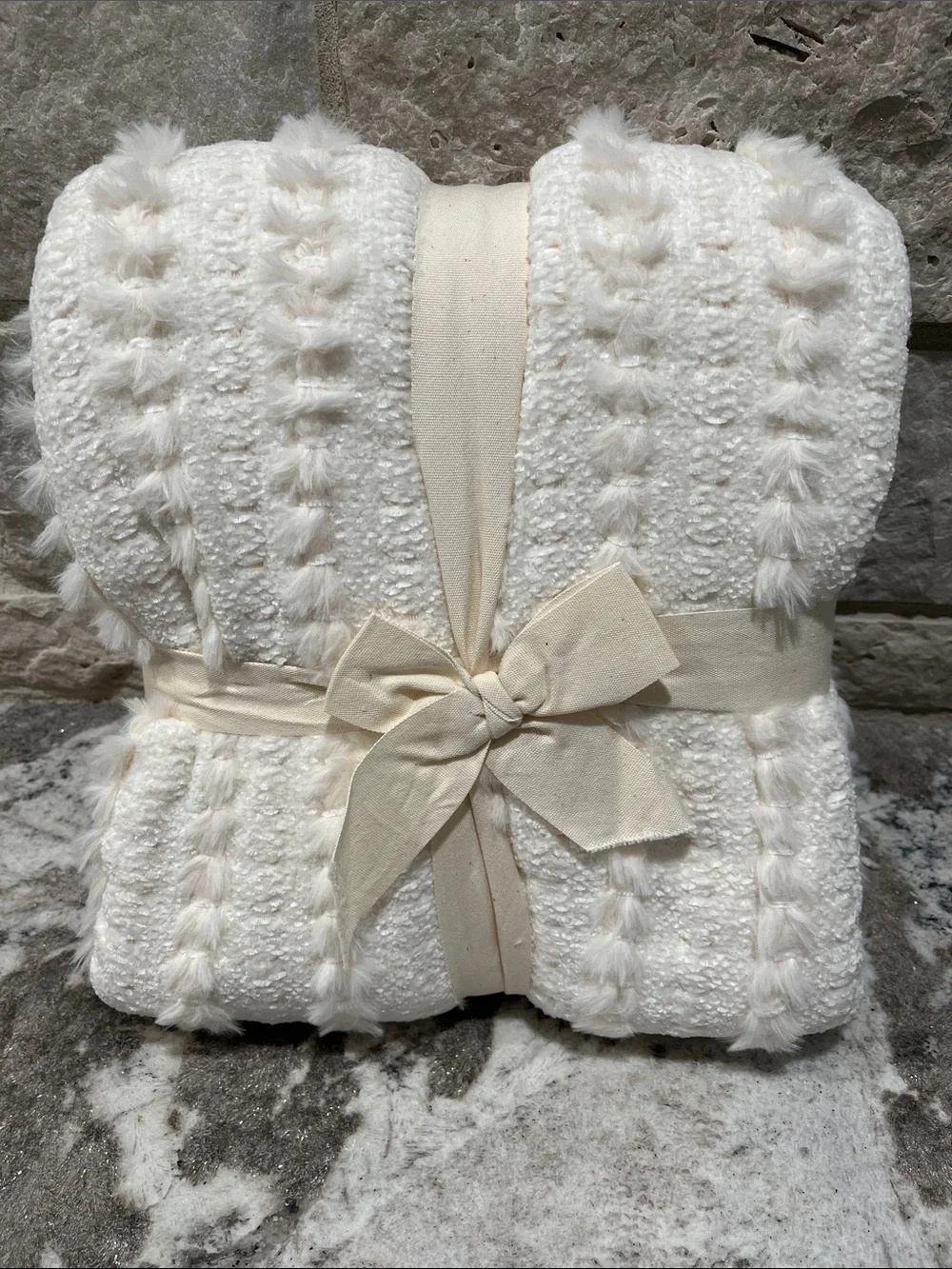 NEW Pier 1 Cream Fringe Textured Throw